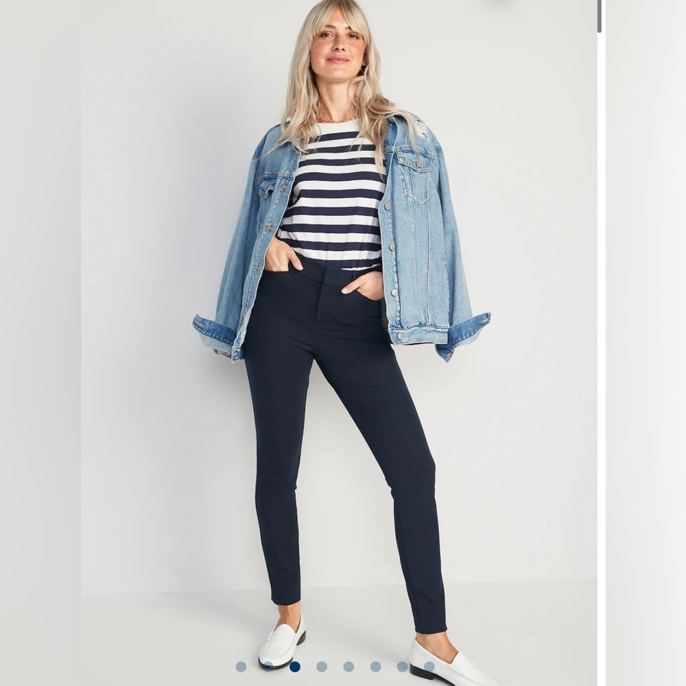 NWT Size 22 High-Waisted Navy Pixie Skinny Pants